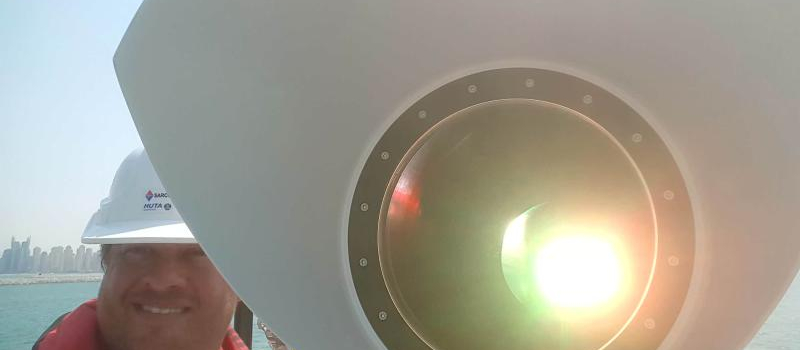Commissioning of a Sealite 5 degree PEL (Port Entry Light) in Dubai Waters